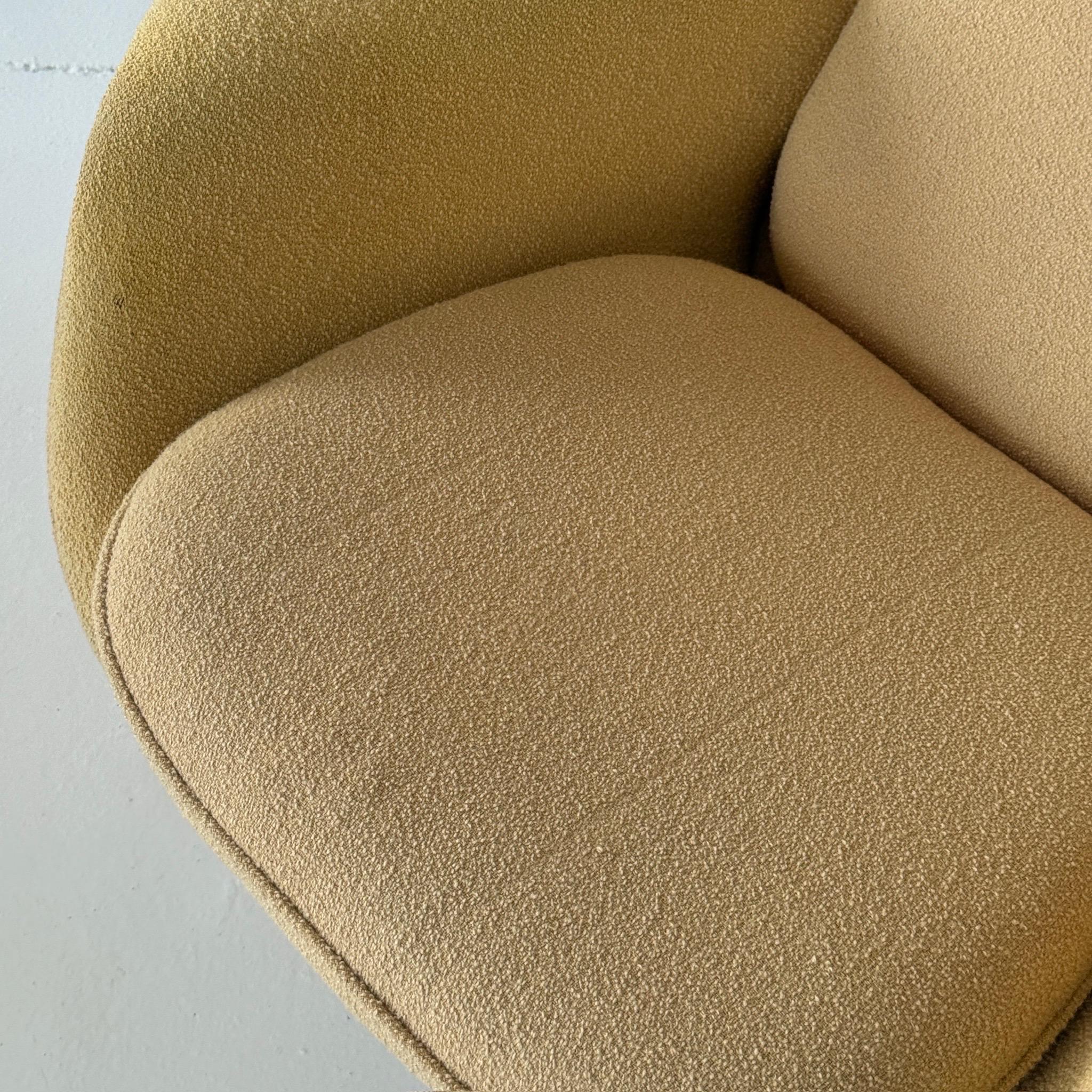 Silla Womb de Eero Saarinen para Knoll Estadounidense en venta