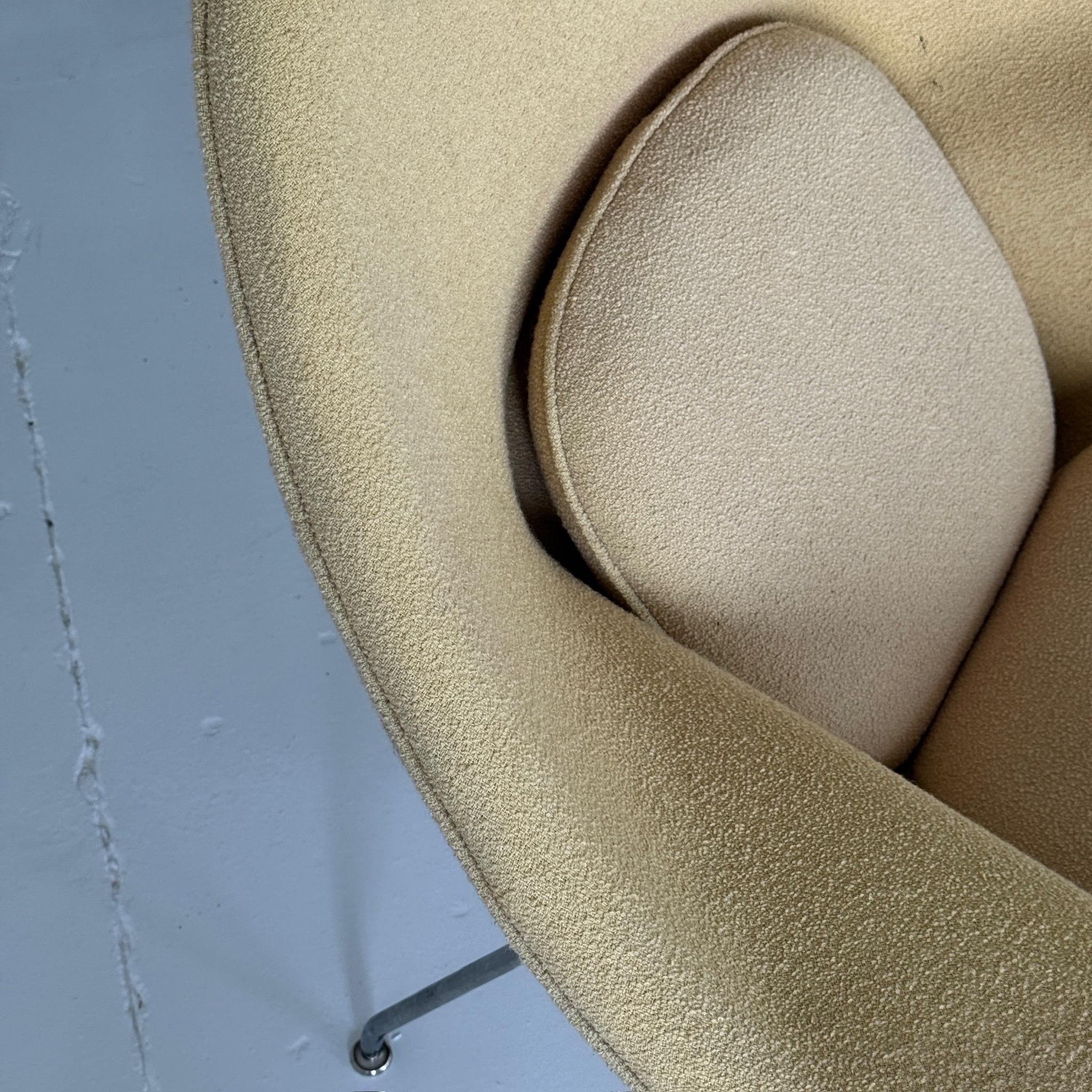 Silla Womb de Eero Saarinen para Knoll finales del siglo XX en venta