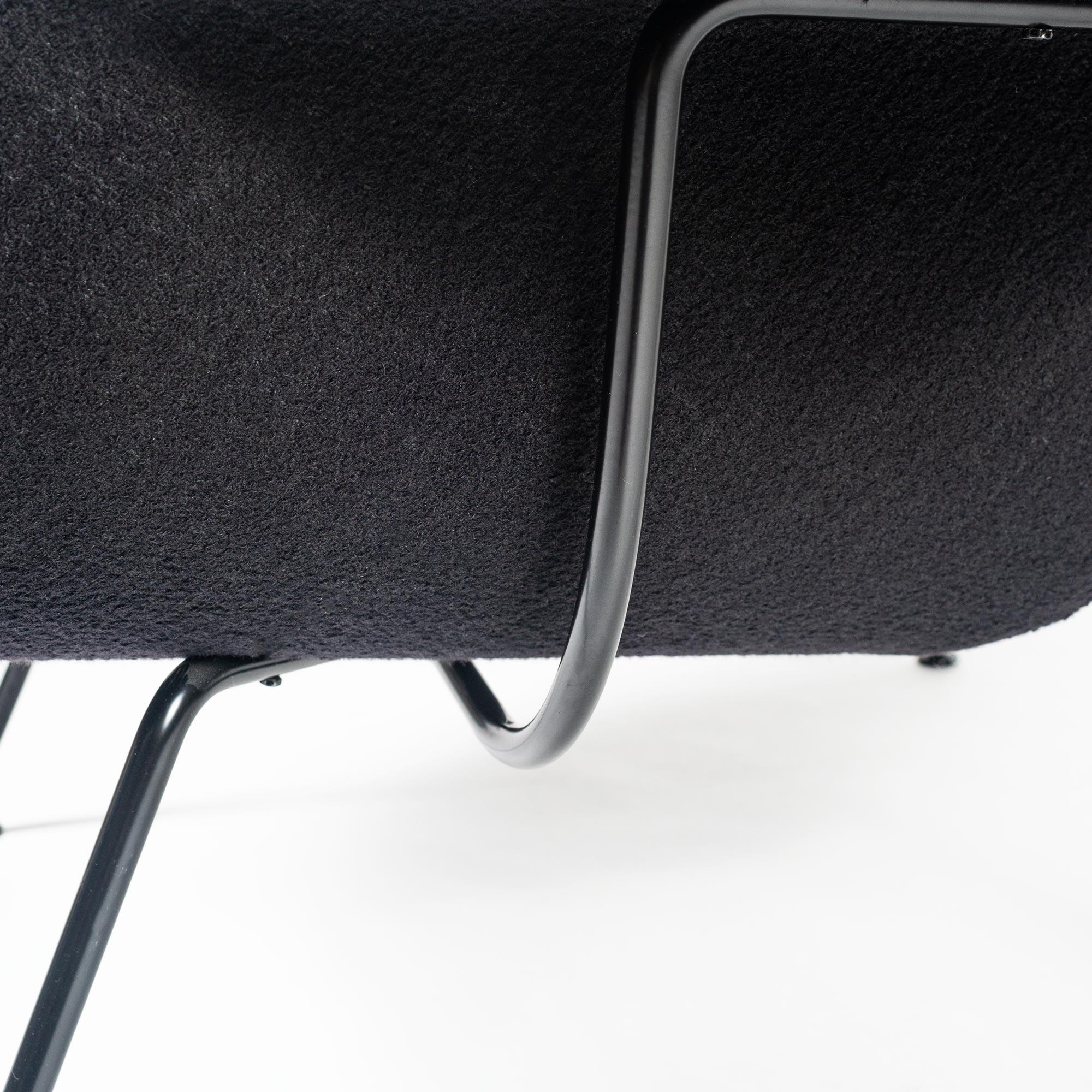 Mid-Century Modern Womb Chair by Eero Saarinen for Knoll in Onyx Boucle and Black Frame