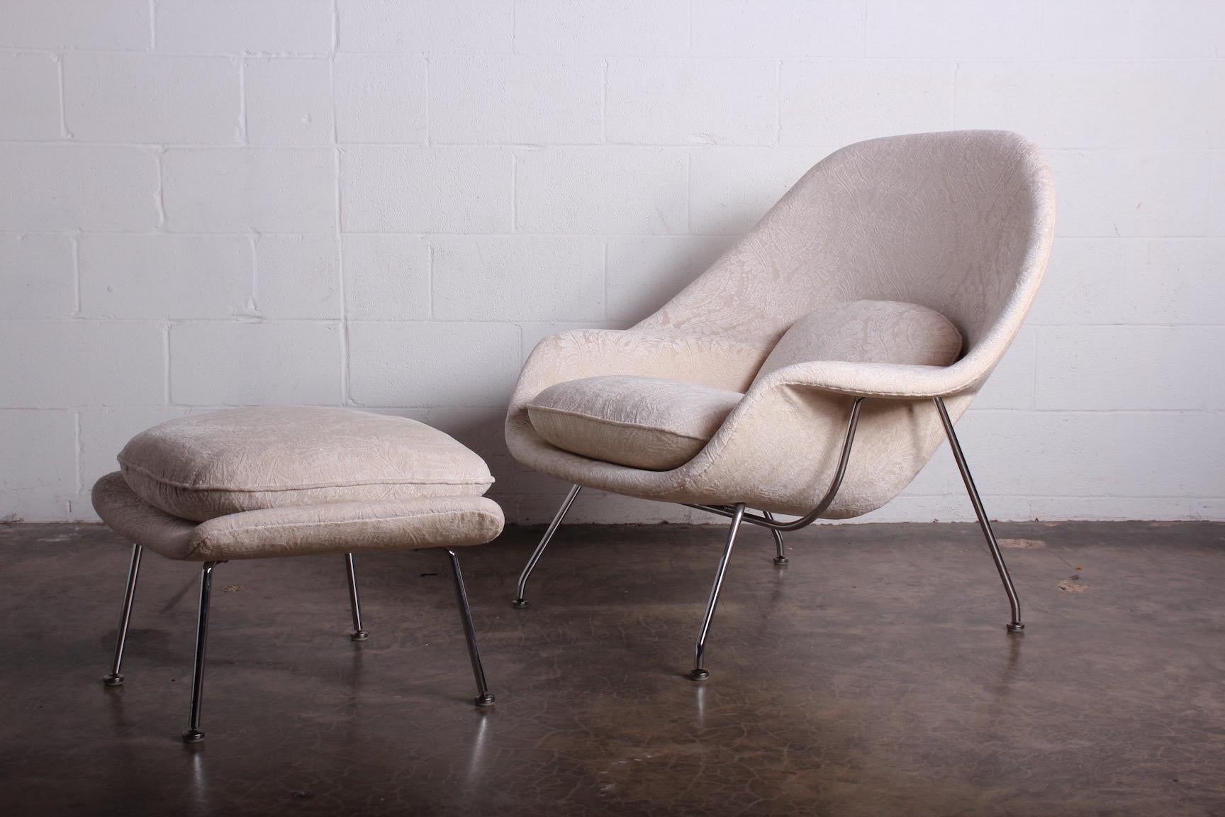 eero saarinen womb chair