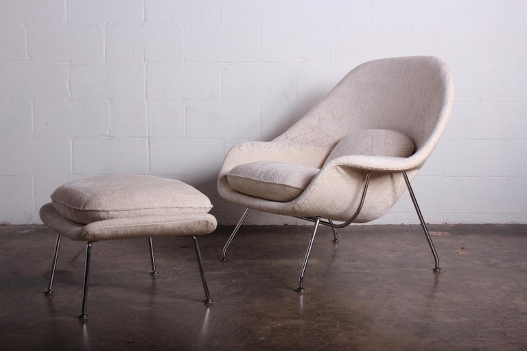 Womb Chair & Ottoman by Eero Saarinen for Knoll  In Good Condition For Sale In Dallas, TX