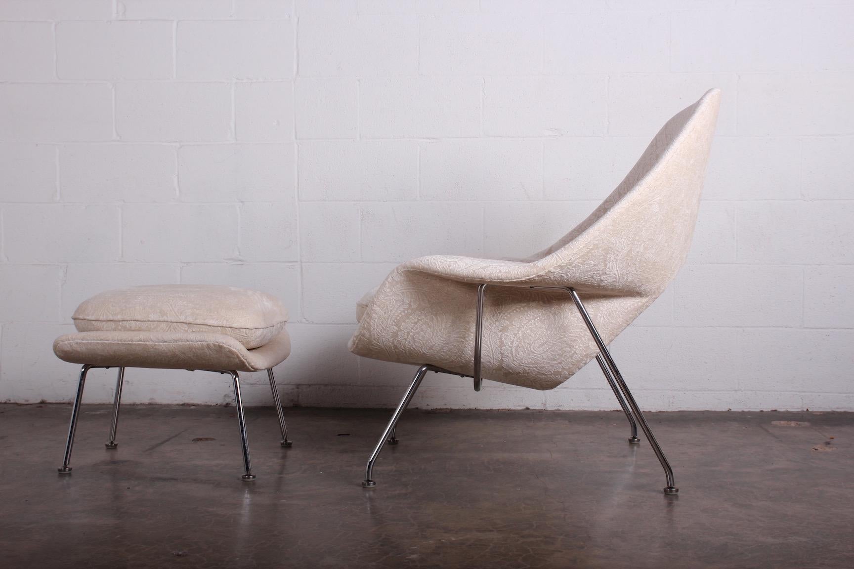 Chaise et pouf Womb d'Eero Saarinen pour Knoll  en vente 3