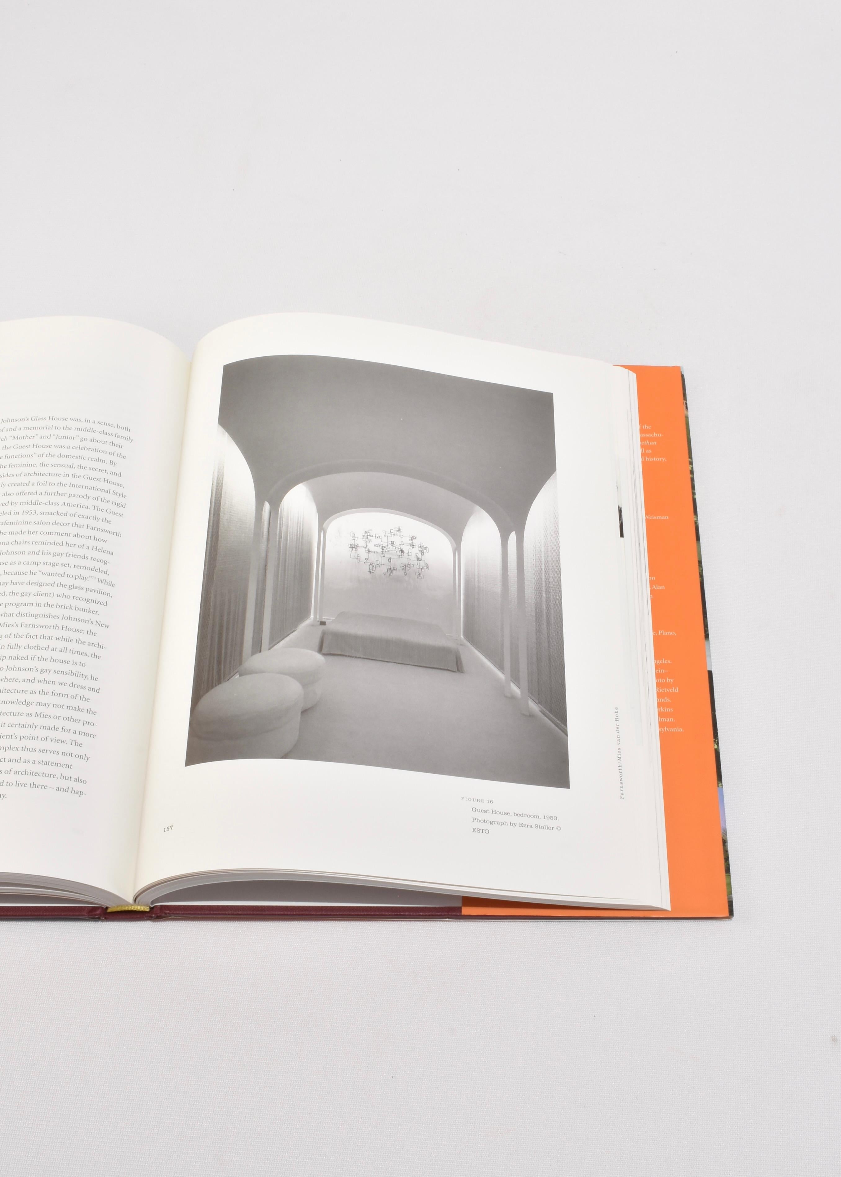 Women and the Making of the Modern House en Bueno estado para la venta en Richmond, VA
