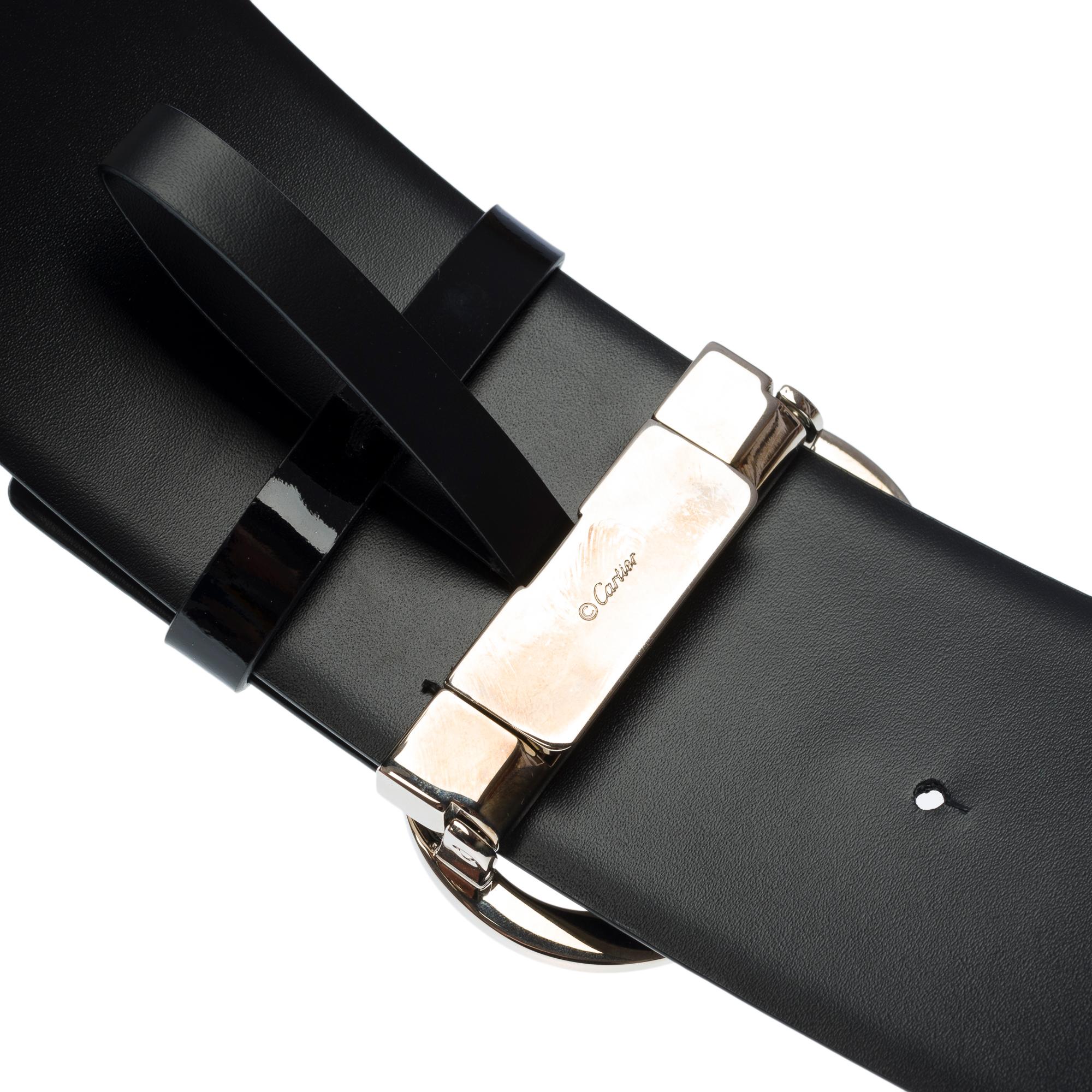 Women Cartier Belt in black patent leather and silver buckle For Sale 2