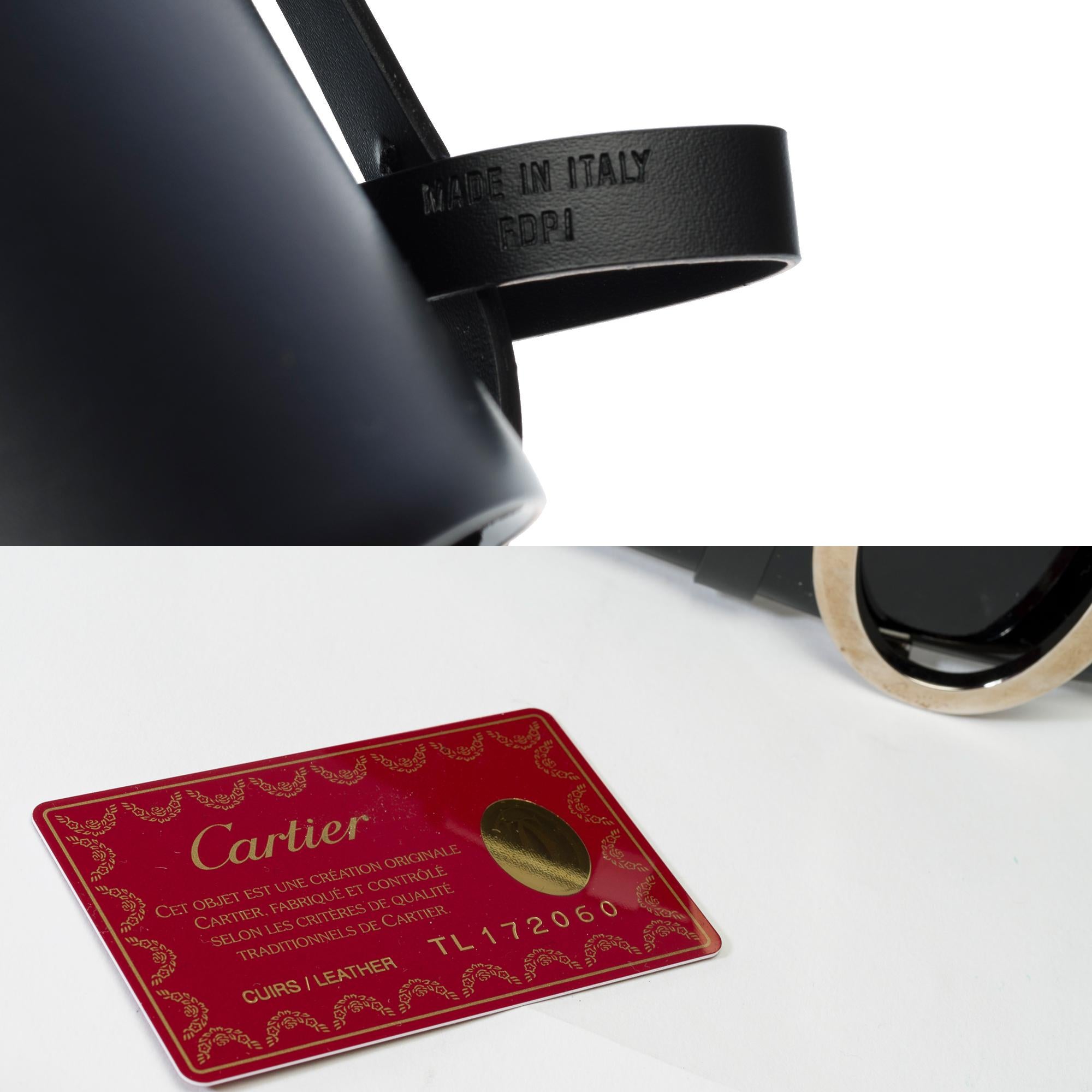 Women Cartier Belt in black patent leather and silver buckle For Sale 3