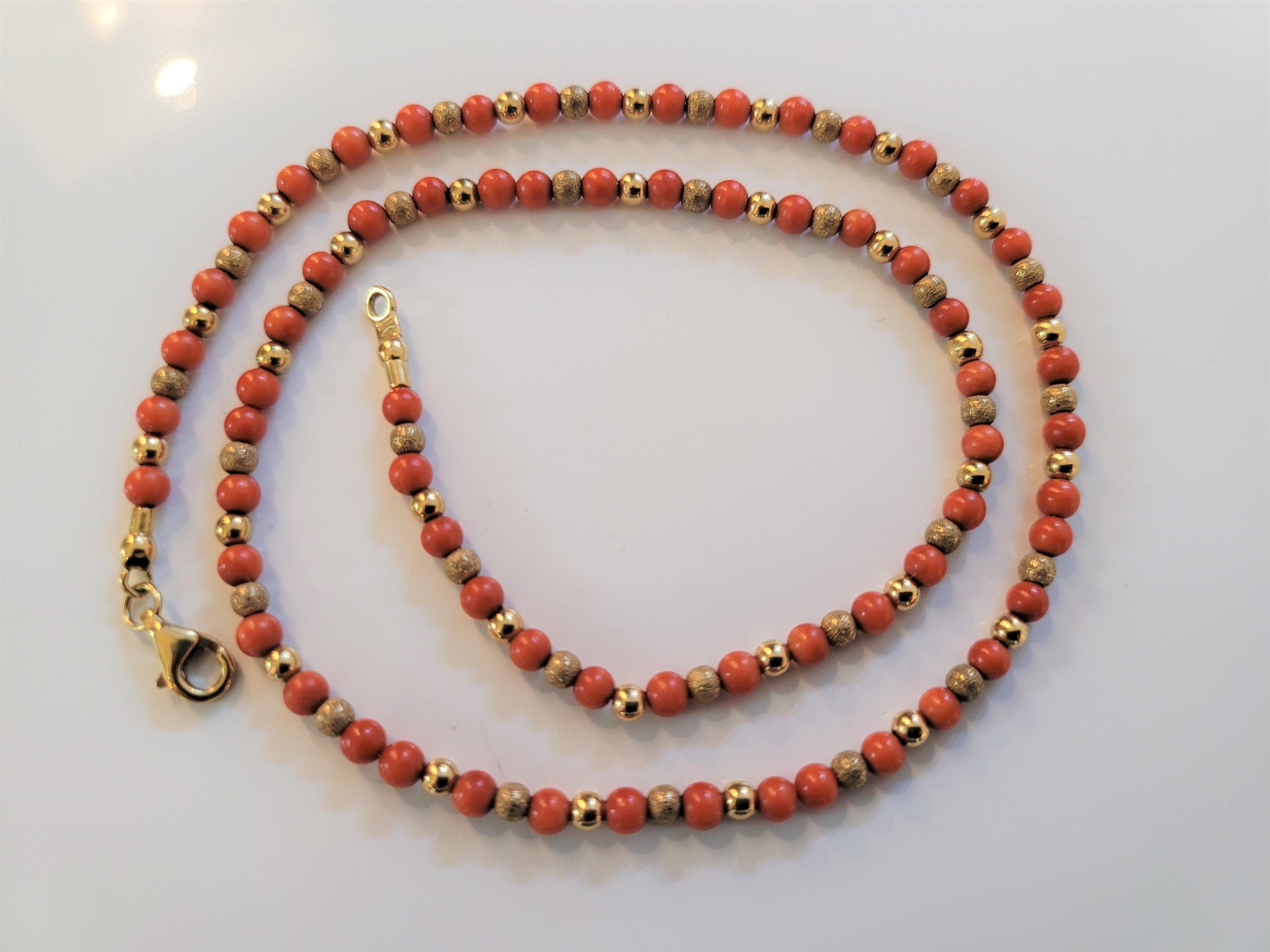 Women Coral Beaded Chain in 14k Yellow Gold 17'' Long In New Condition For Sale In New York, NY