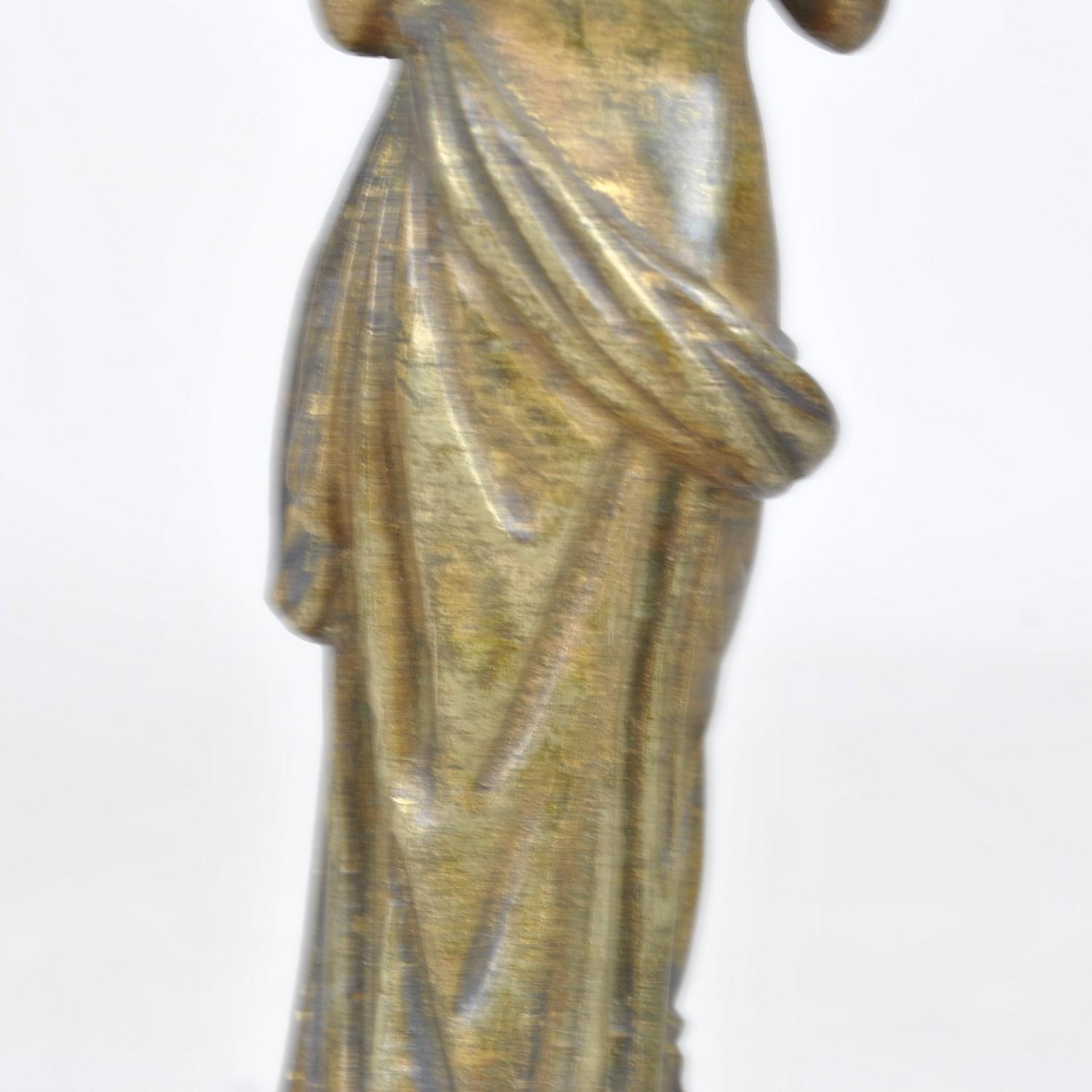 Women In The Antique, Bronzes, XIXth Century For Sale 5