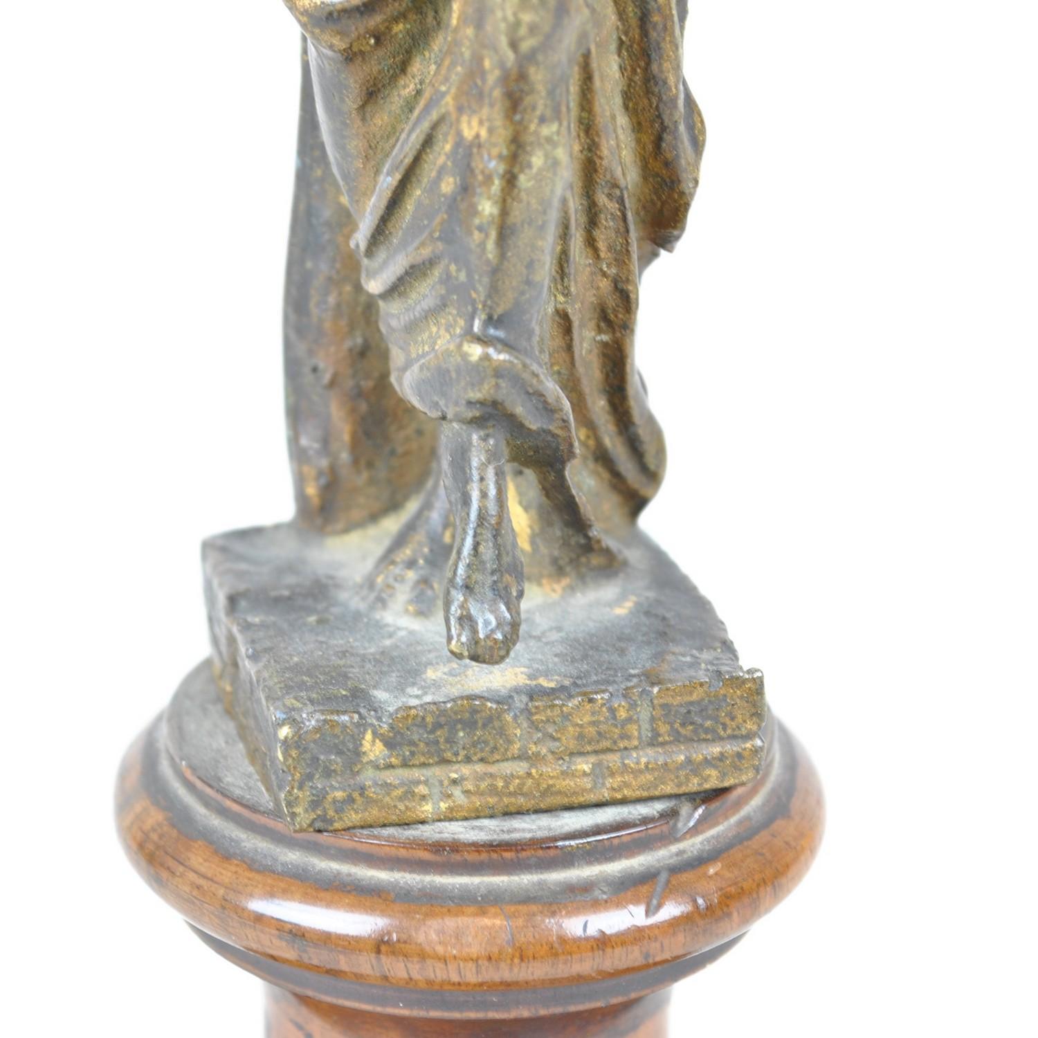 Women In The Antique, Bronzes, XIXth Century For Sale 11