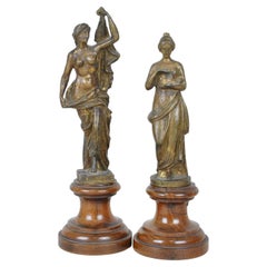Les femmes dans l'antiquité, bronzes, XIXe siècle