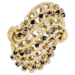 Women Vintage Cluster  Ring in 18K Yellow Gold with Sapphire and Diamonds