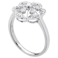 Women
s 18 Karat White Gold Diamond Flower Ring KO40021RMBZ
