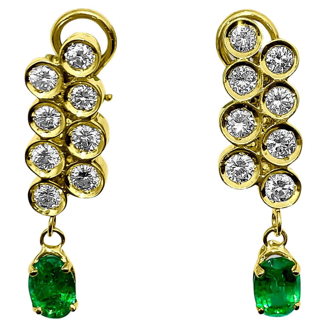Womens 3.50ct Diamond & Emerald Dangle Earrings For Sale