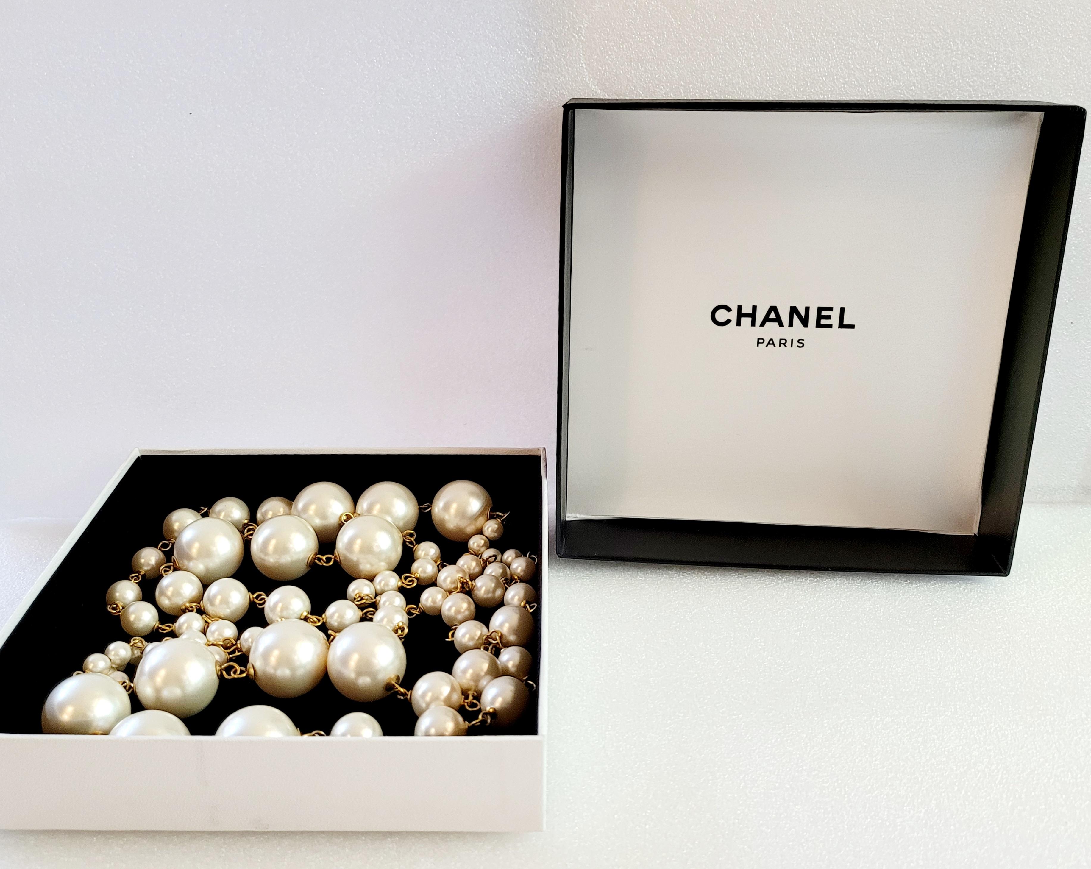 women's chanel necklace