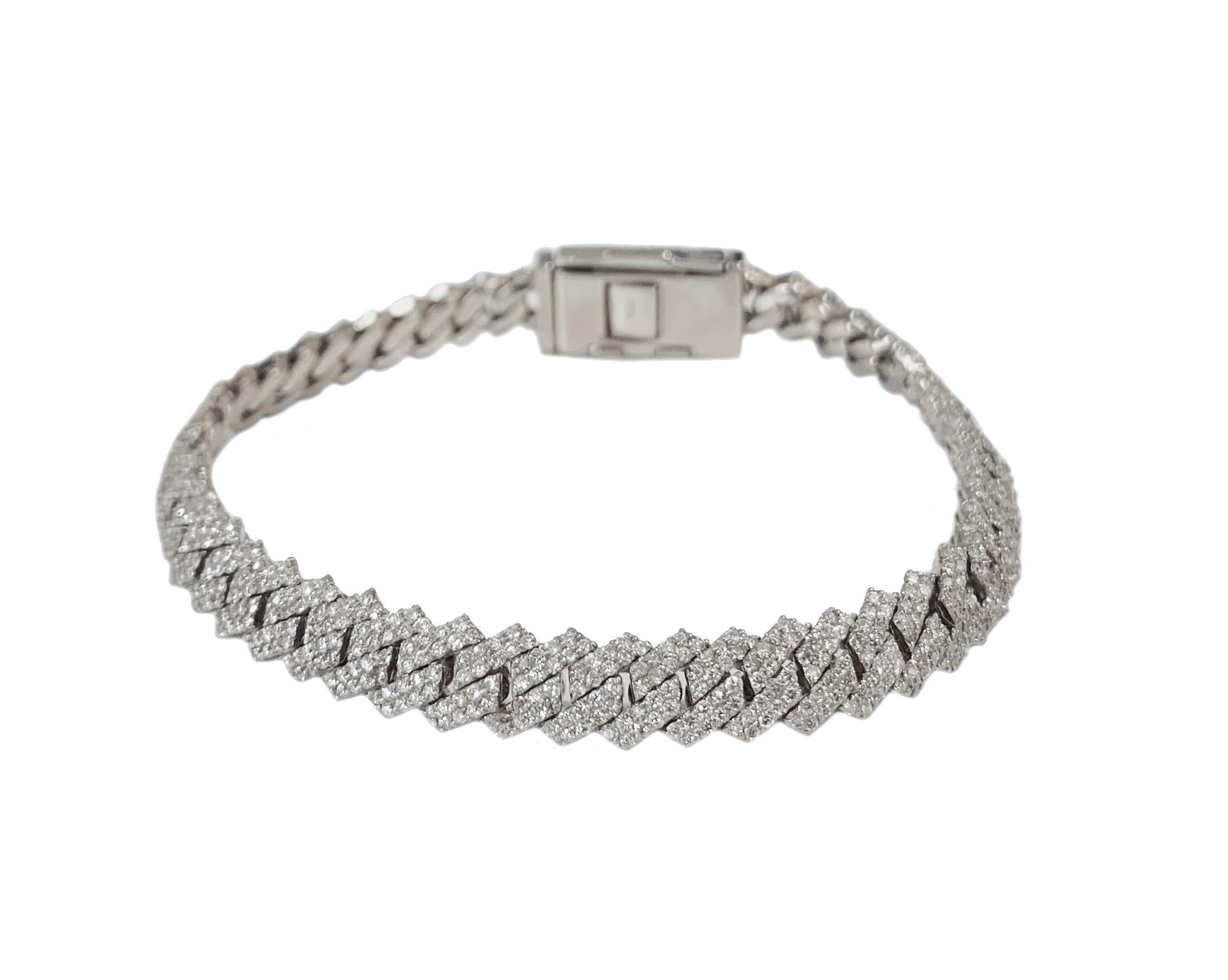 Women's Cuban Link Bracelet in 10k White Gold For Sale 1