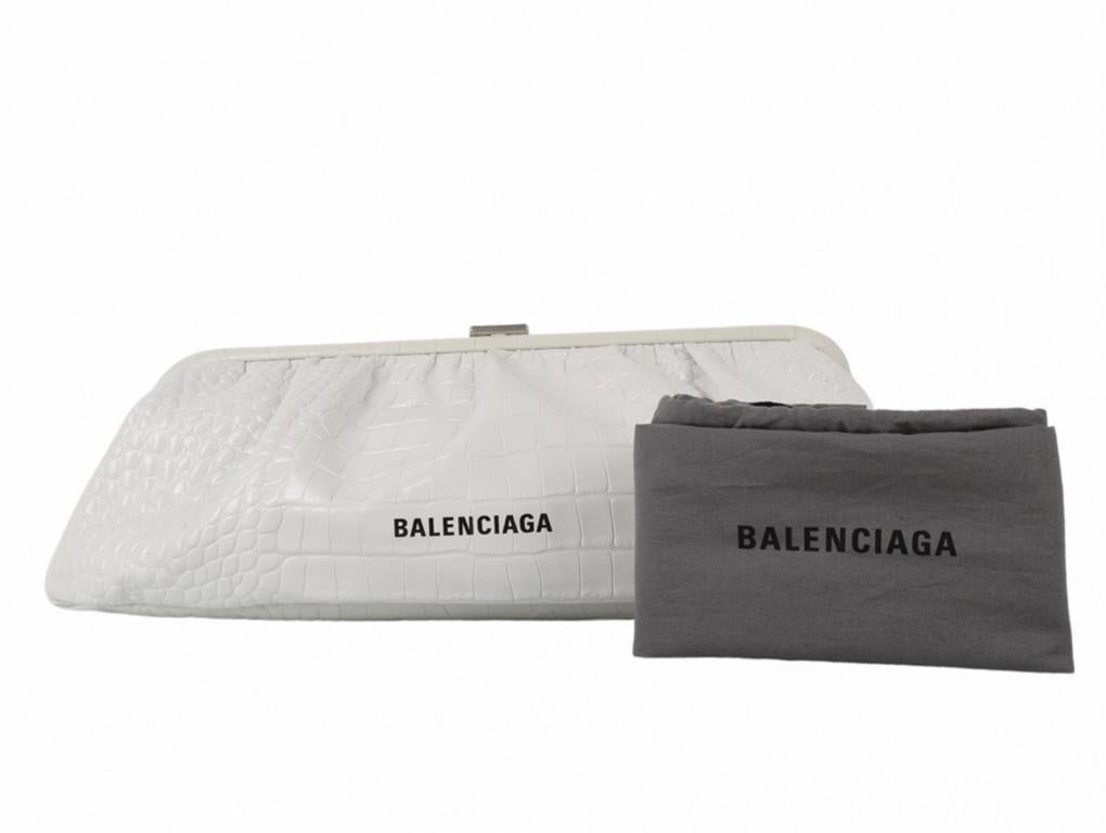 Women's Womens Designer BALENCIAGA XL CLOUD WHITE CLUTCH BAG For Sale