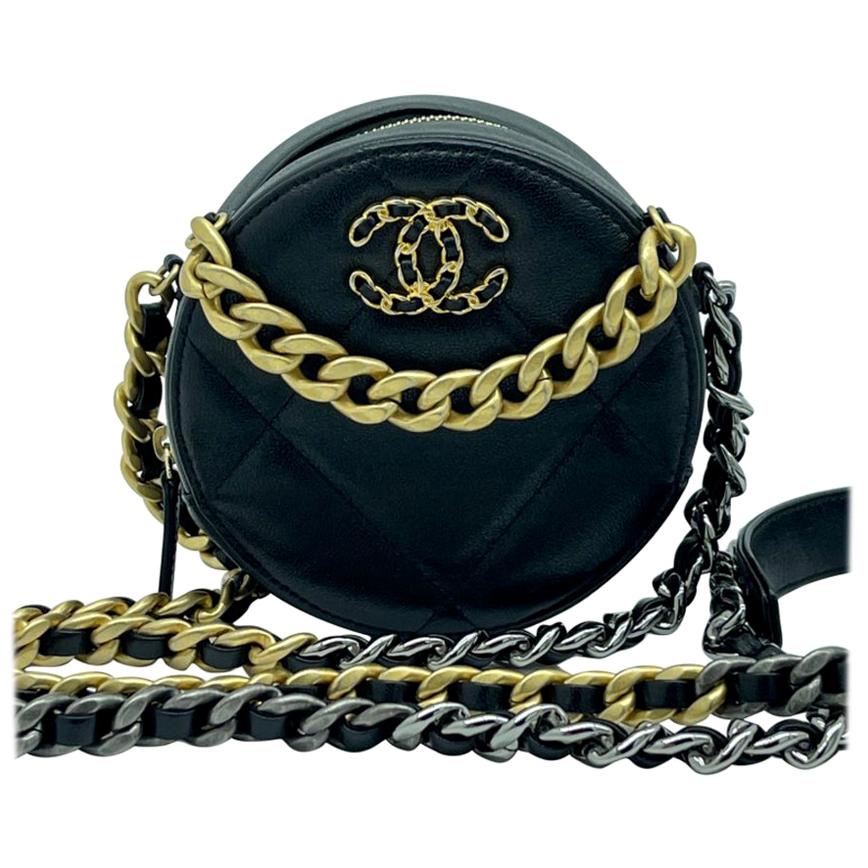 WOMENS DESIGNER Chanel 19 Round Clutch on Chain