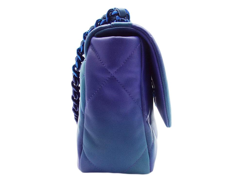 WOMENS DESIGNER Chanel 19 Krawatten-/Dye-Klappentasche (Blau) im Angebot