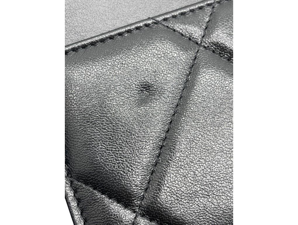 Women's WOMENS DESIGNER Chanel 19 Wallet on Chain For Sale