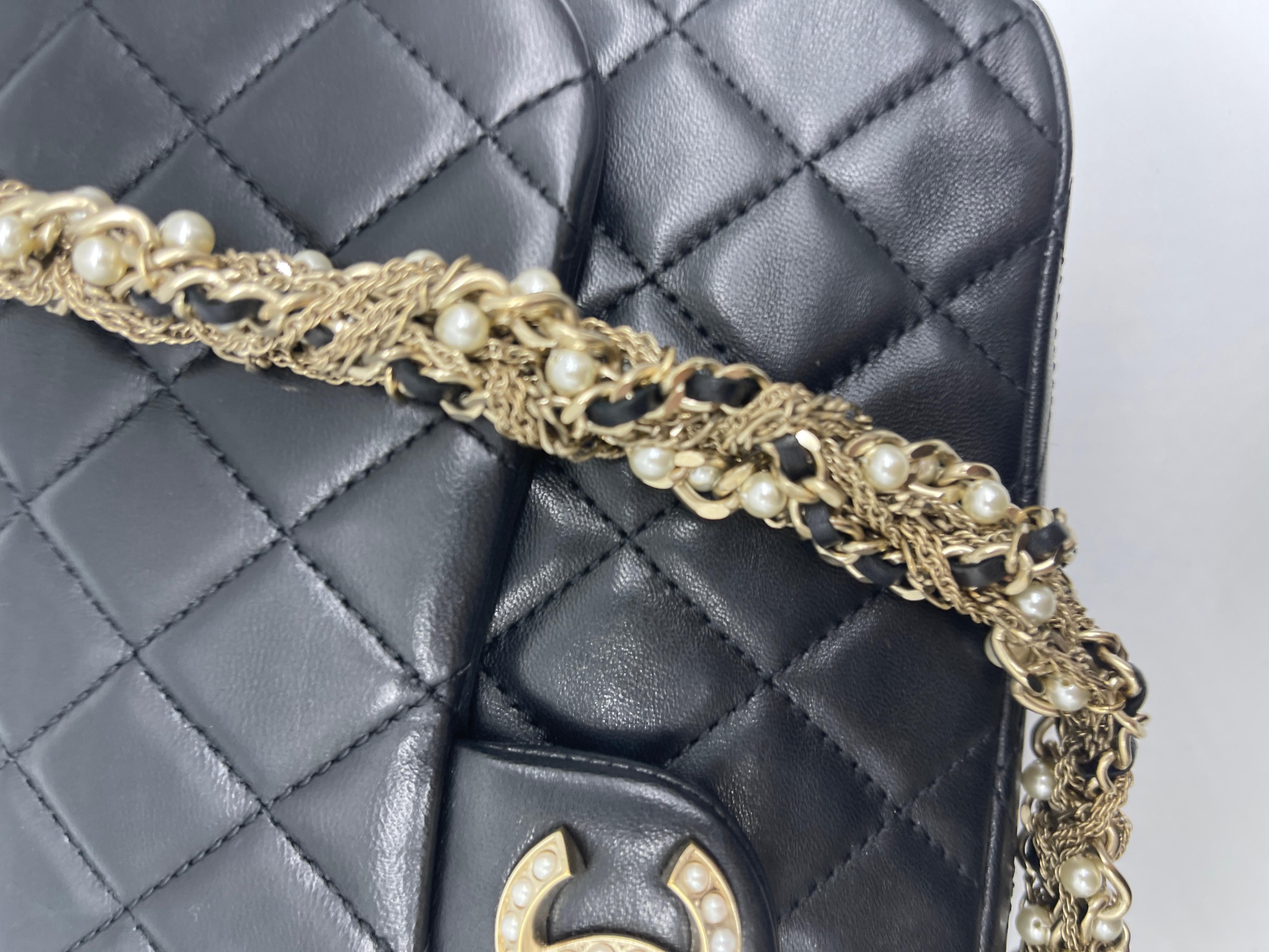 Black WOMENS DESIGNER Chanel black quilted lambskin medium westminster pearl flap bag For Sale