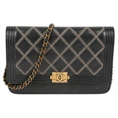 chanel purse with pearl strap