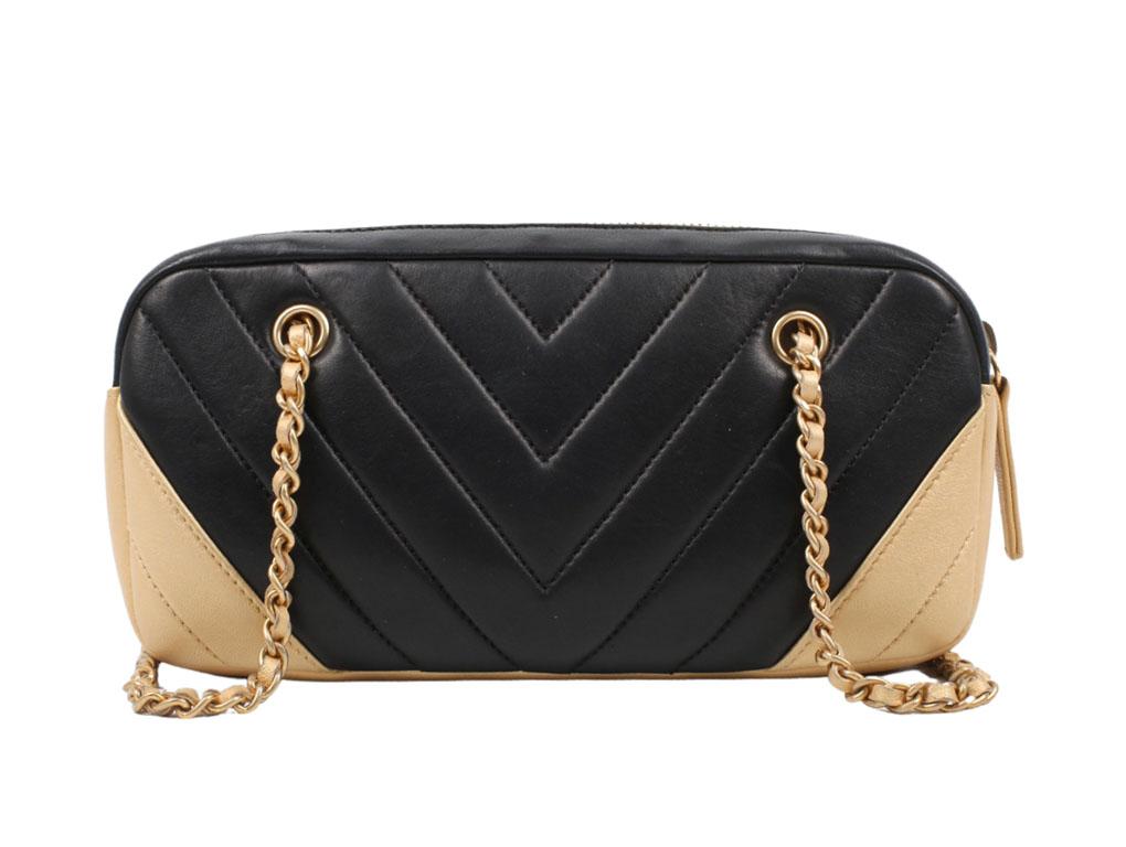 WOMENS DESIGNER Chanel Camera Bag Chevron For Sale 2