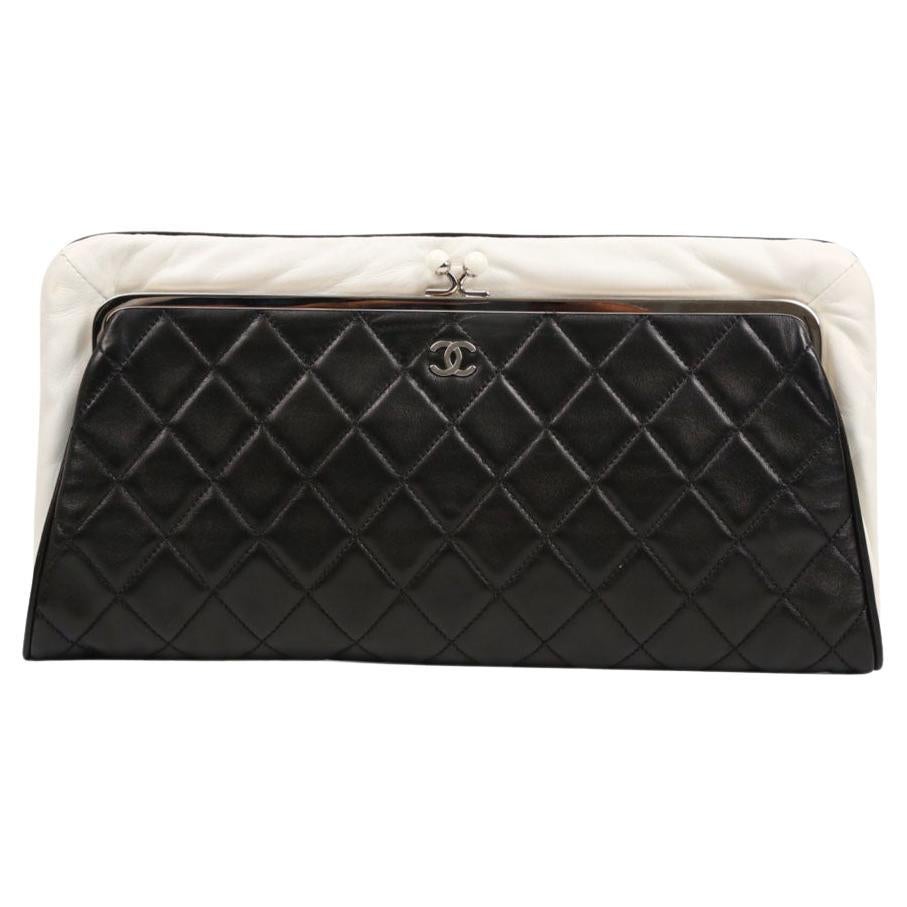 WOMENS DESIGNER Chanel clutch with mini purse