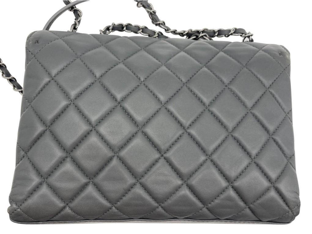 WOMENS DESIGNER Chanel Flap Bag For Sale 8