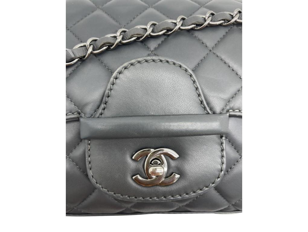 WOMENS DESIGNER Chanel Flap Bag For Sale 10