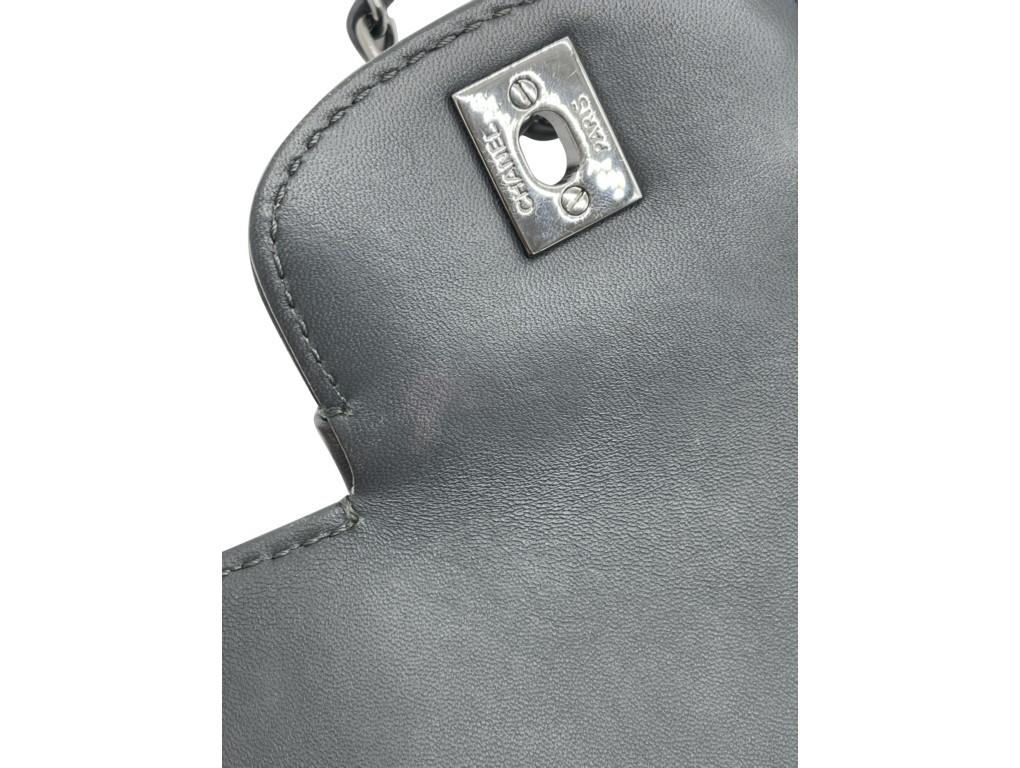 WOMENS DESIGNER Chanel Flap Bag For Sale 3