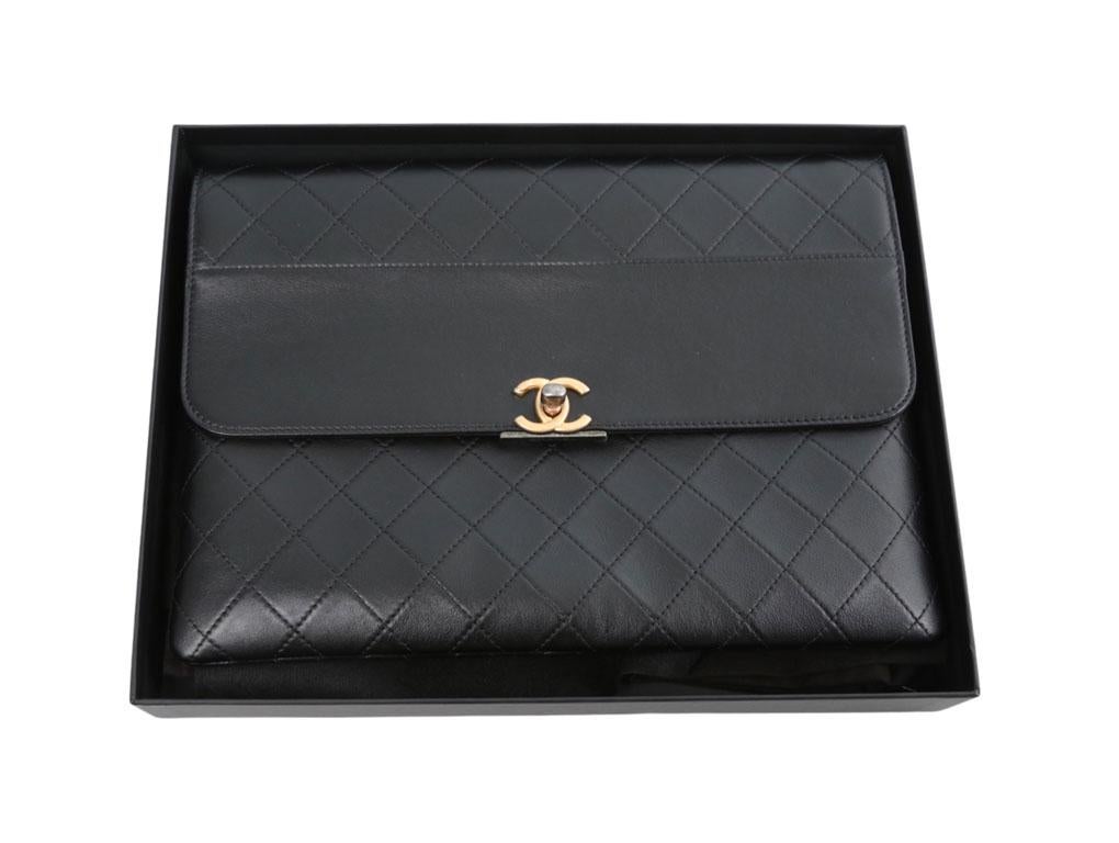 WOMENS DESIGNER Chanel Leather Clutch Bag - Black For Sale 2