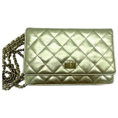 WOMENS DESIGNER Chanel Reissue Wallet On Chain