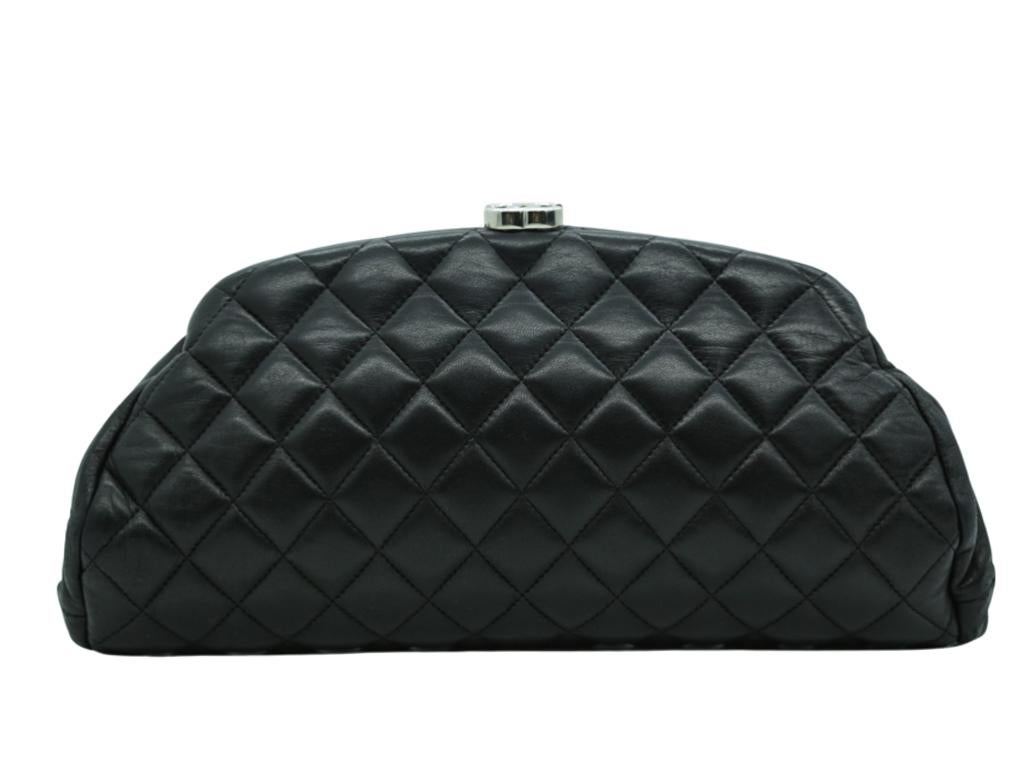 chanel clutch