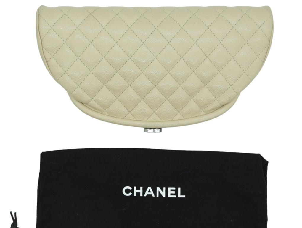 WOMENS DESIGNER Chanel Timeless Clutch In Excellent Condition In London, GB