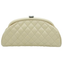 WOMENS DESIGNER Chanel Timeless Clutch