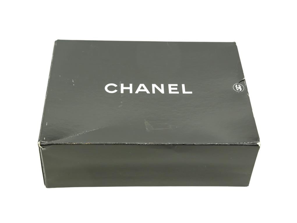 WOMENS DESIGNER Chanel Vintage Small Classic Flap black 24ct gold plated For Sale 7
