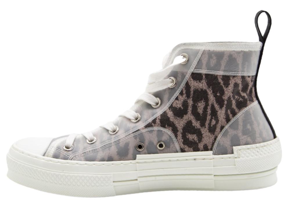 A great pair of Dior B23’s in Leopard Print for sale. Purchased and worn twice do in excellent condition.
BRAND	
Dior

FEATURES	
high-top, Lace Up, leopard print upper in jacquard nylon, nylon lining, rubber pull tab, side-stitched