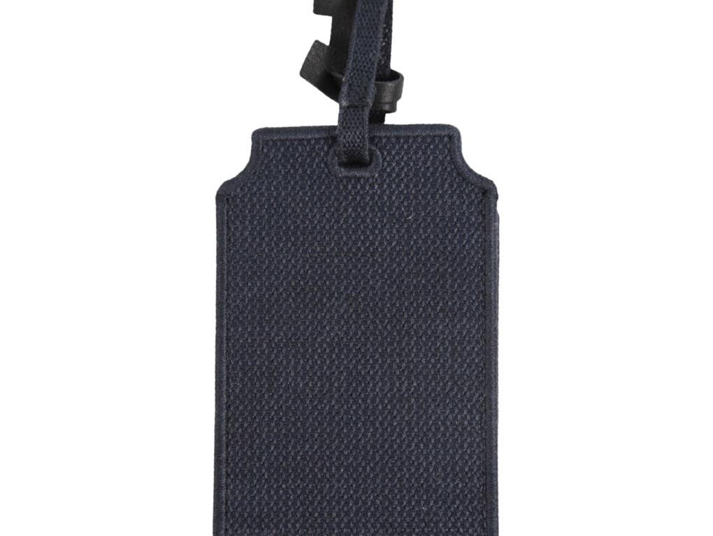 Dior Oblique luggage tag for sale. Purchased and stored, never used.

BRAND	

Dior



ACCESSORIES	

Box, dustbag



COLOUR	

Navy Blue



CONDITION	

As New



FEATURES	

Oblique canvas, Rendered in leather



MATERIAL	

leather and