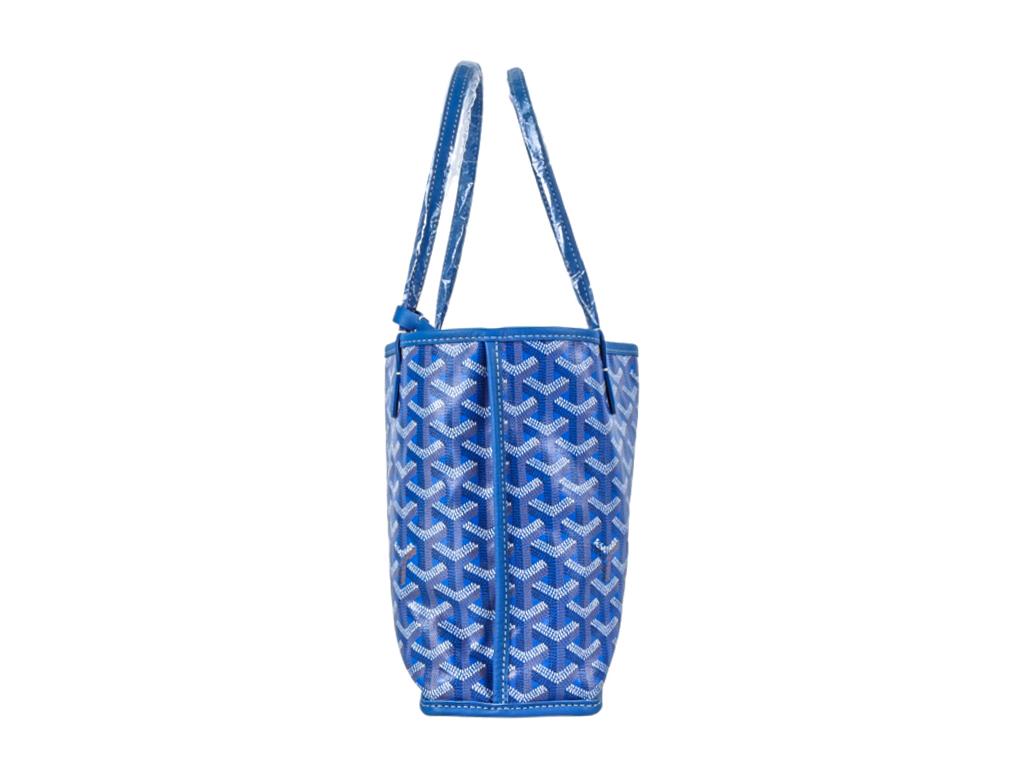 blue purse designer