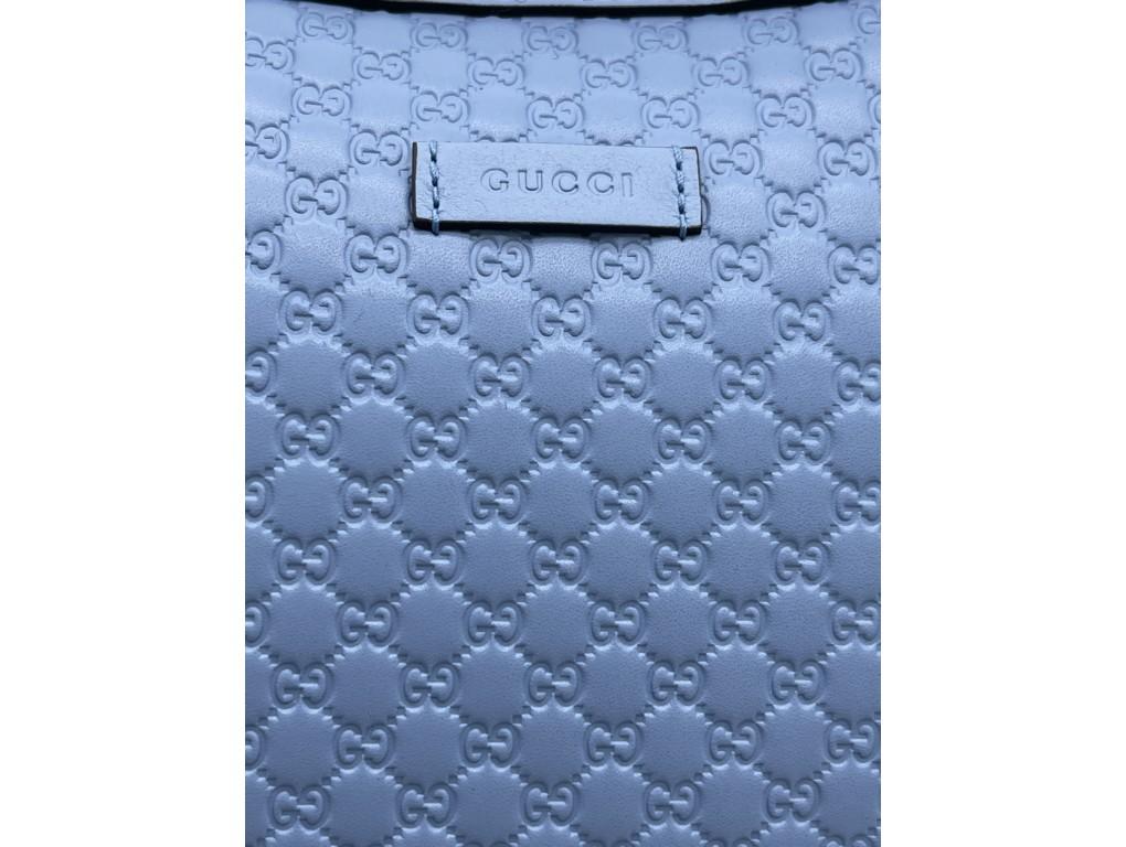 This superb Gucci Guccissima medium zip-top tote bag is a classic.  With its detachable strap, you can wear as a shoulder, cross-body, or hand-held bag as it’s so versatile. A new piece available for sale.
BRAND	
Gucci

ACCESSORIES	
Care Booklet,