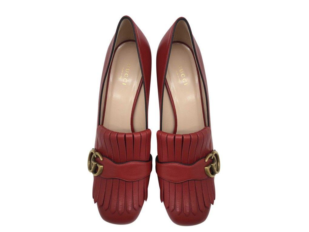 Stunning pair of Gucci platform Marmont fringed heels for sale in red. An unworn new pair which have been stored since purchase. Save on these as the Retail price is £705.
BRAND	
Gucci

FEATURES	
Platform Heel, Leather lining and sole, GG Logo,