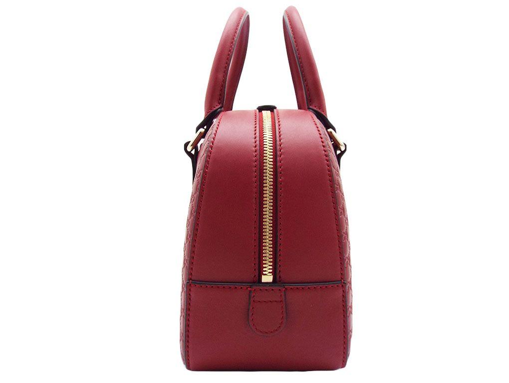 This superb Gucci Guccissima mini Boston bag is a classic.  With its detachable strap, you can wear as a shoulder, cross-body, or hand-held bag as it’s so versatile. A new piece available for sale.
BRAND	
Gucci

ACCESSORIES	
Care Booklet, Detachable