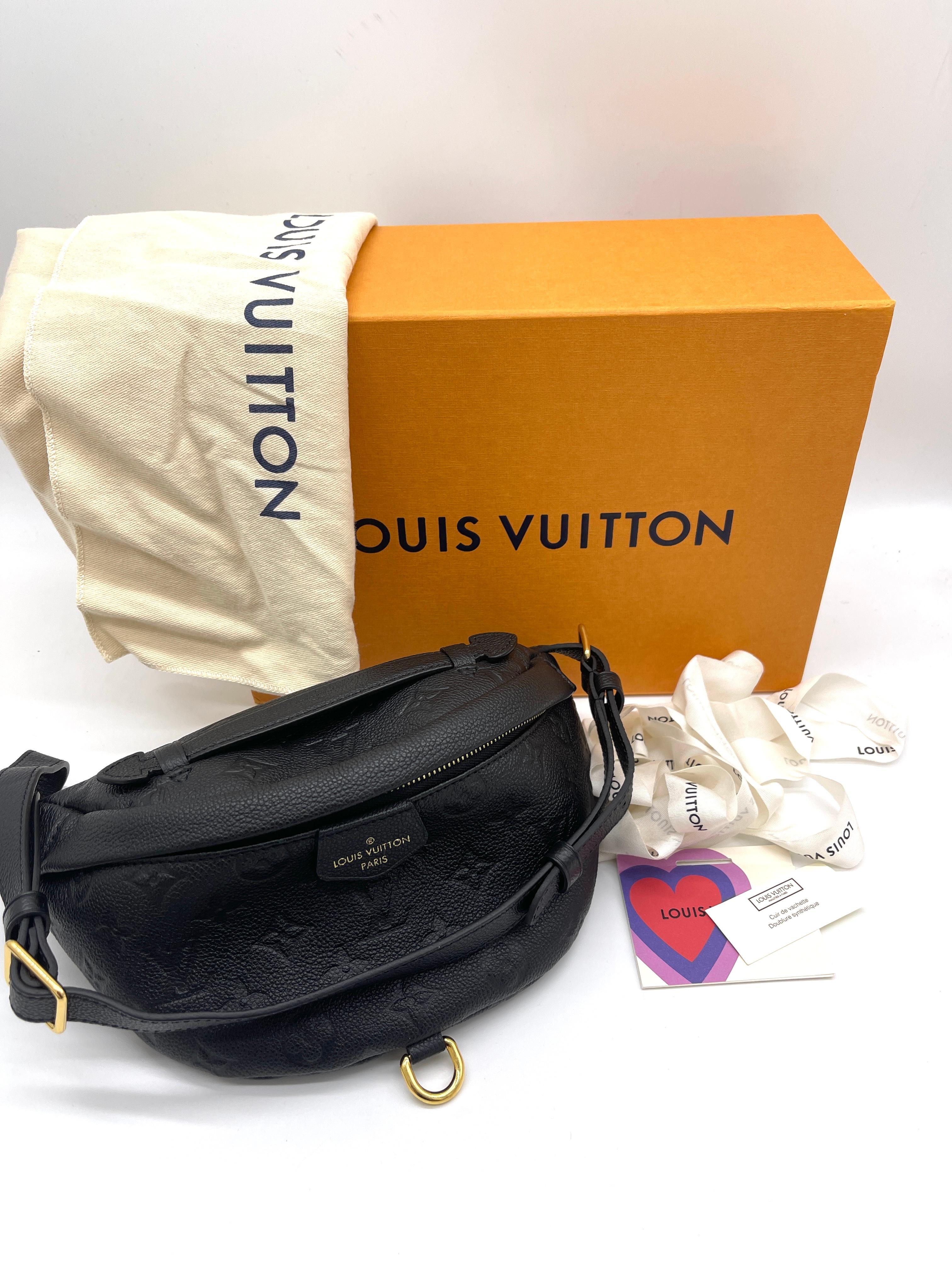 WOMENS DESIGNER Louis Vuitton Gürteltasche mit Monogramm aus schwarzem Empreinte-Leder im Angebot 2