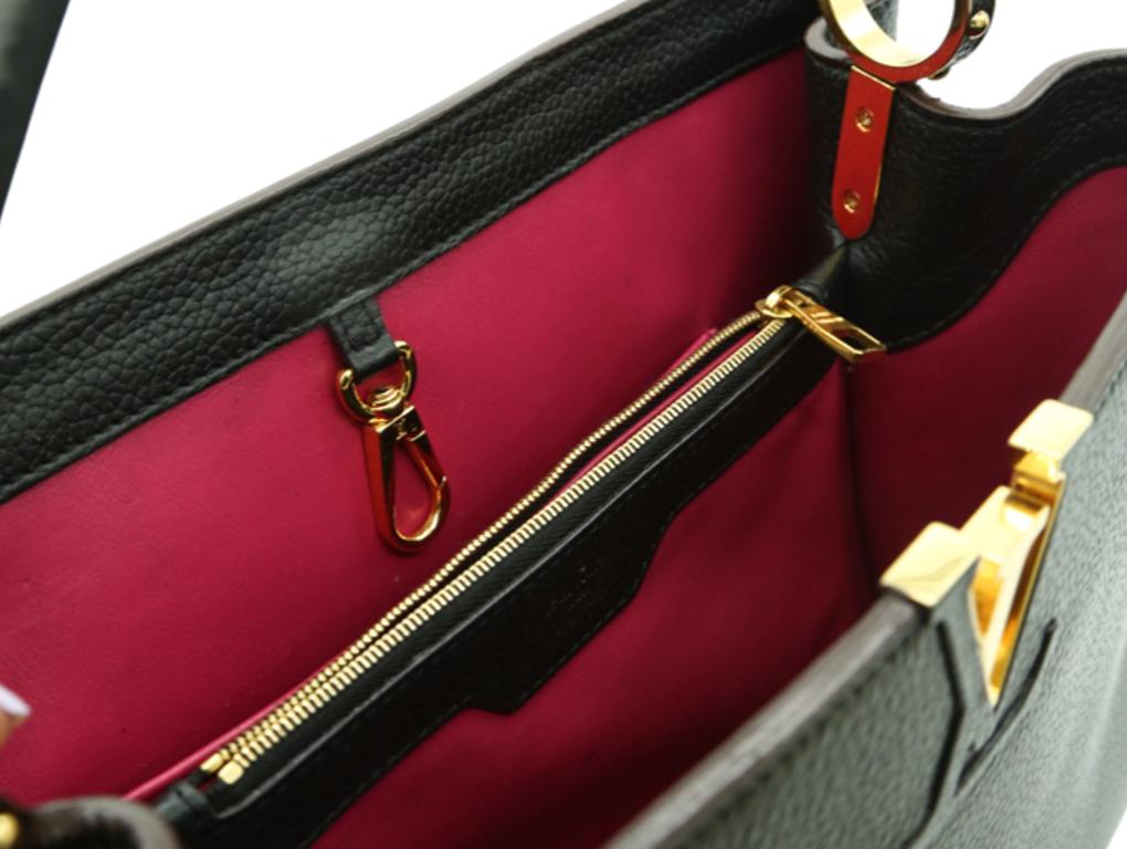 WOMENS DESIGNER  Louis Vuitton Capucines MM Black leather For Sale 1