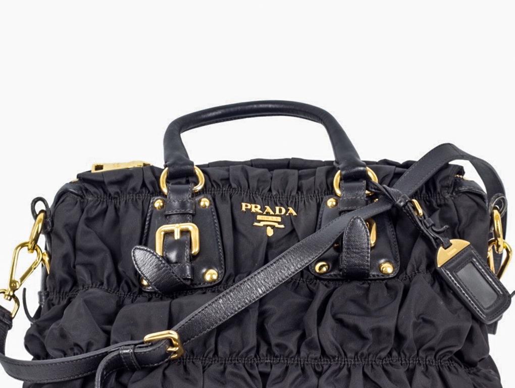 Womens Designer PRADA NYLON RUCHED TOTE BAG In Excellent Condition For Sale In London, GB