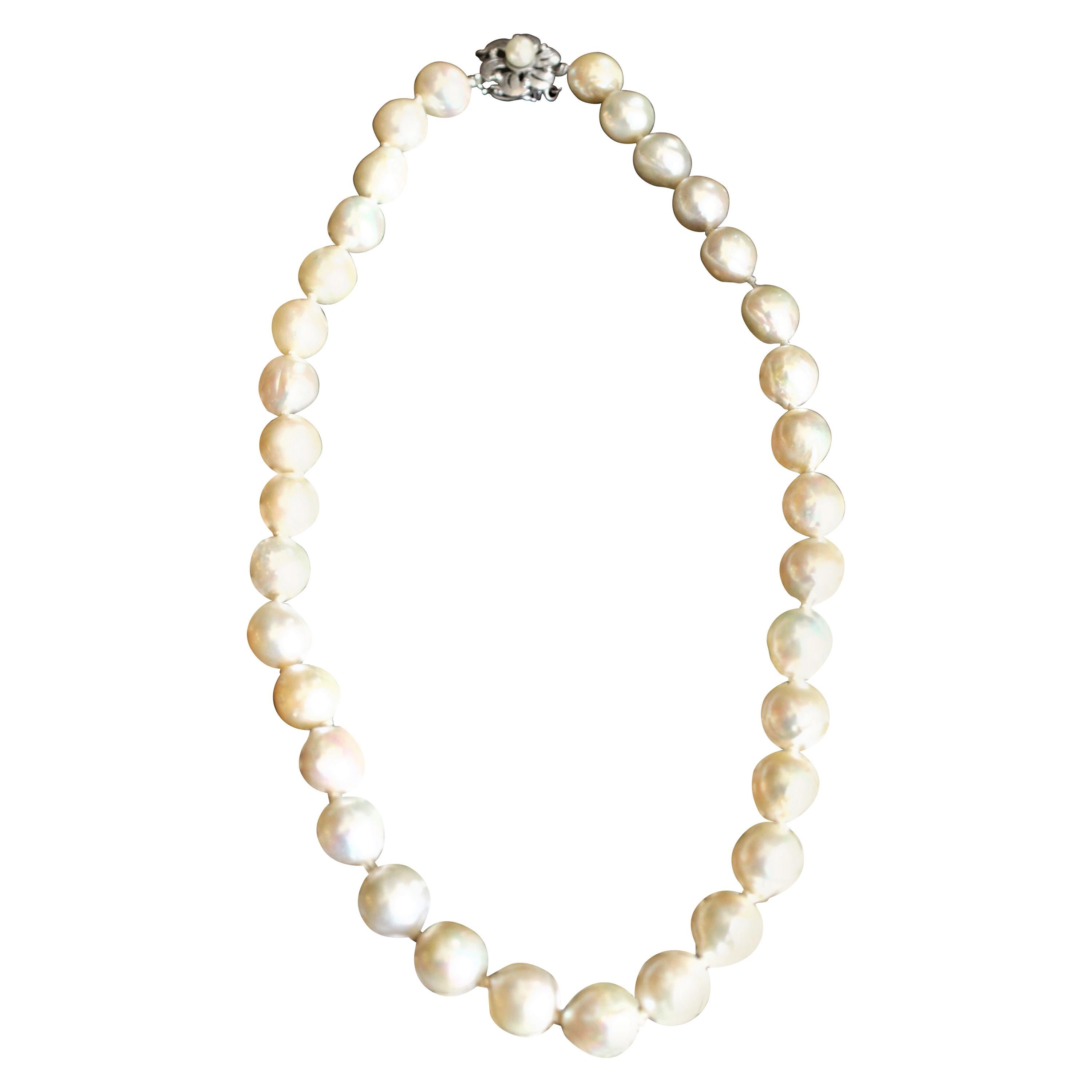 Große Zuchtperlen-Choker-Halskette für Damen mit Verschluss aus 14 Karat Weißgold