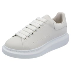 Women's Larry Sneaker