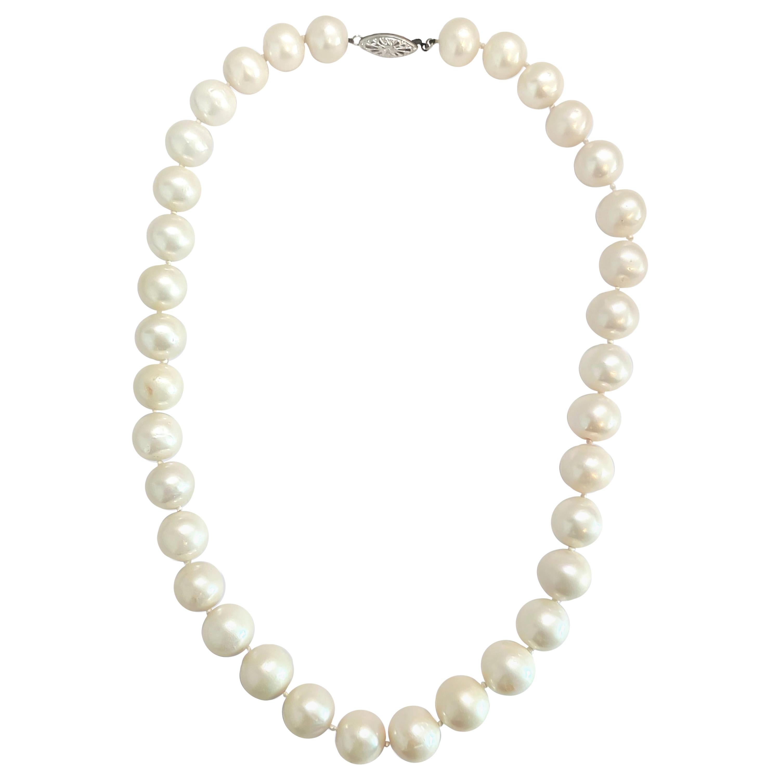 Womens Natural Fresh Water Pearl Necklace 14 Karat White Gold For Sale