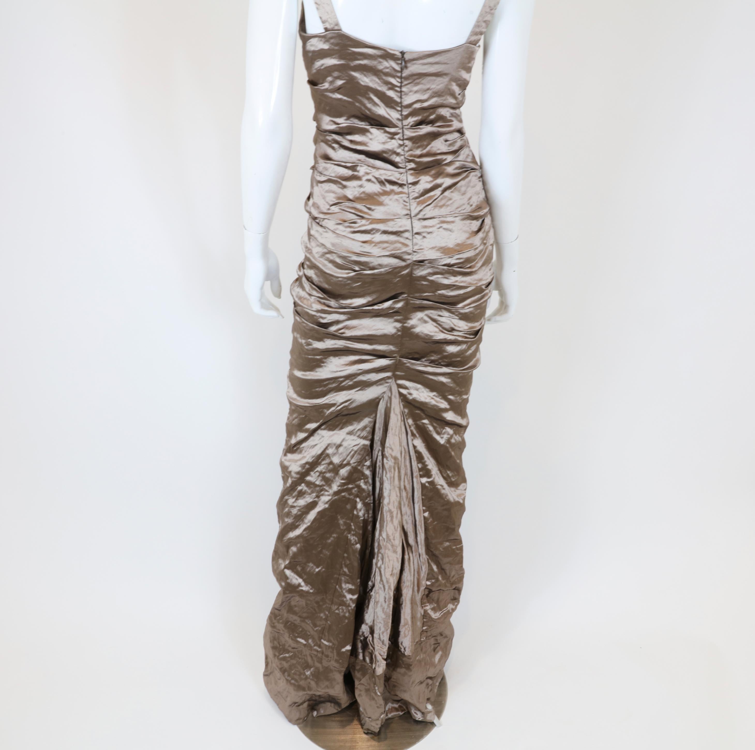 Women's Nicole Miller Bronze Size 6 Dress In New Condition In Bridgehampton, NY