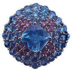 Women's Ring in 14K Yellow Gold with Blue Topaz