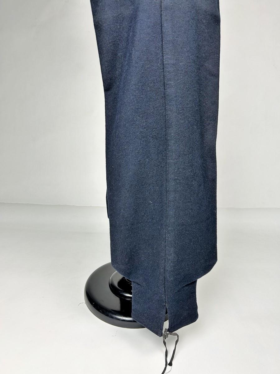 Women's or Men's Women's ski jacket and trousers in navy wool - Galeries Lafayette Paris C. 1930